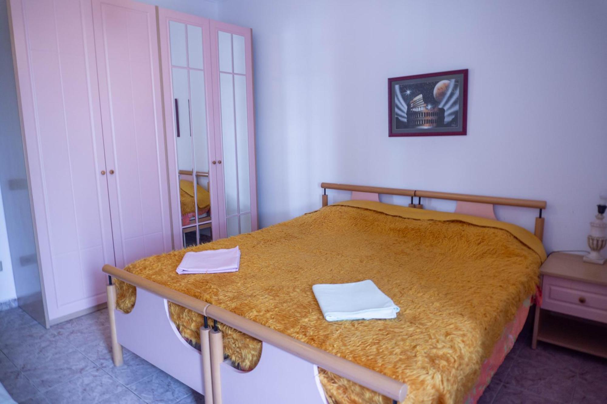 Bllok Bright Private Bedrooms With Private Bathroom On Shared Apartment Tirana Exteriér fotografie