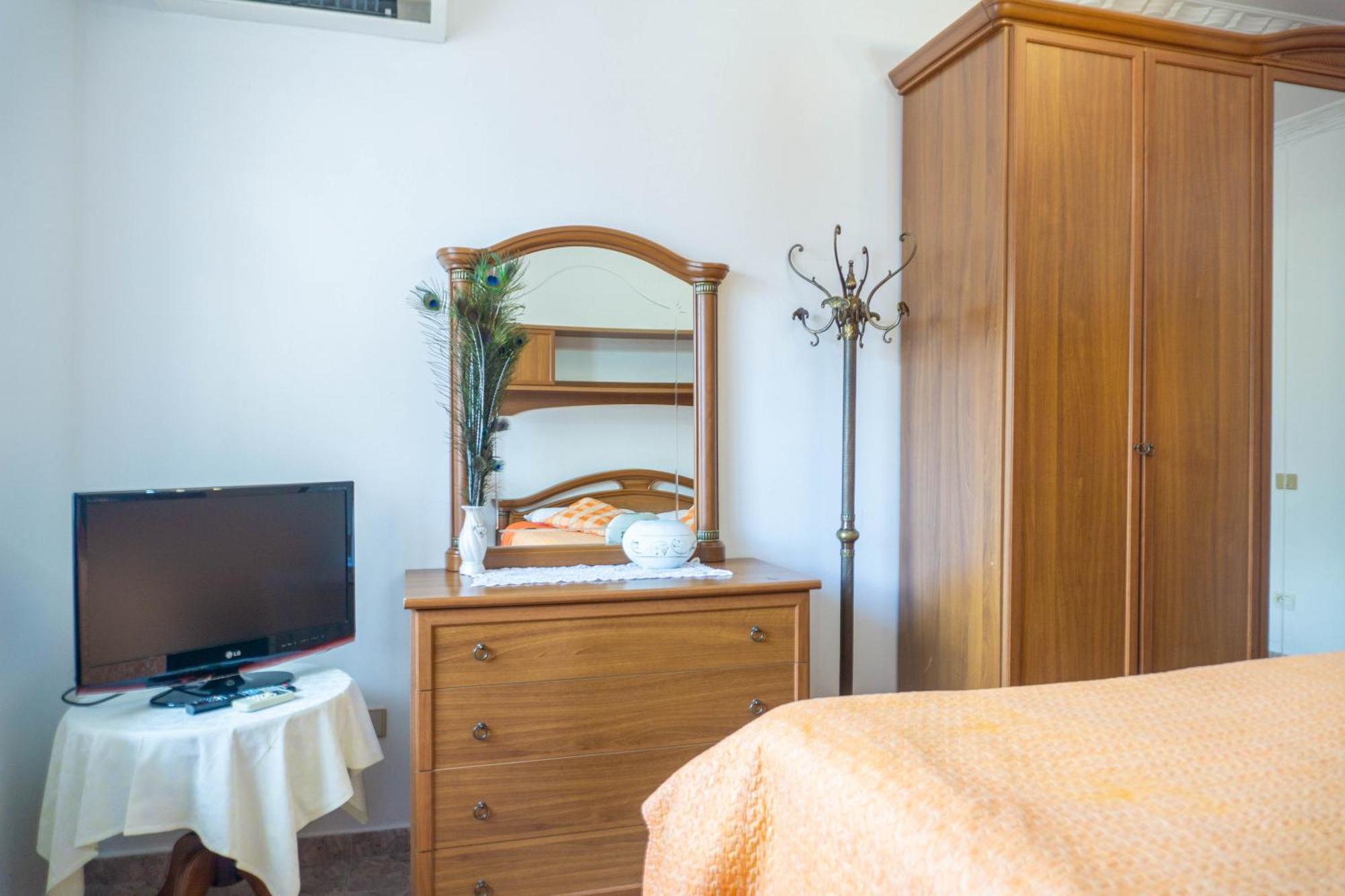 Bllok Bright Private Bedrooms With Private Bathroom On Shared Apartment Tirana Exteriér fotografie