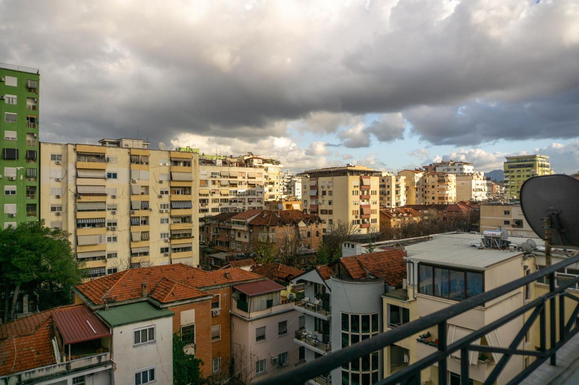 Bllok Bright Private Bedrooms With Private Bathroom On Shared Apartment Tirana Exteriér fotografie