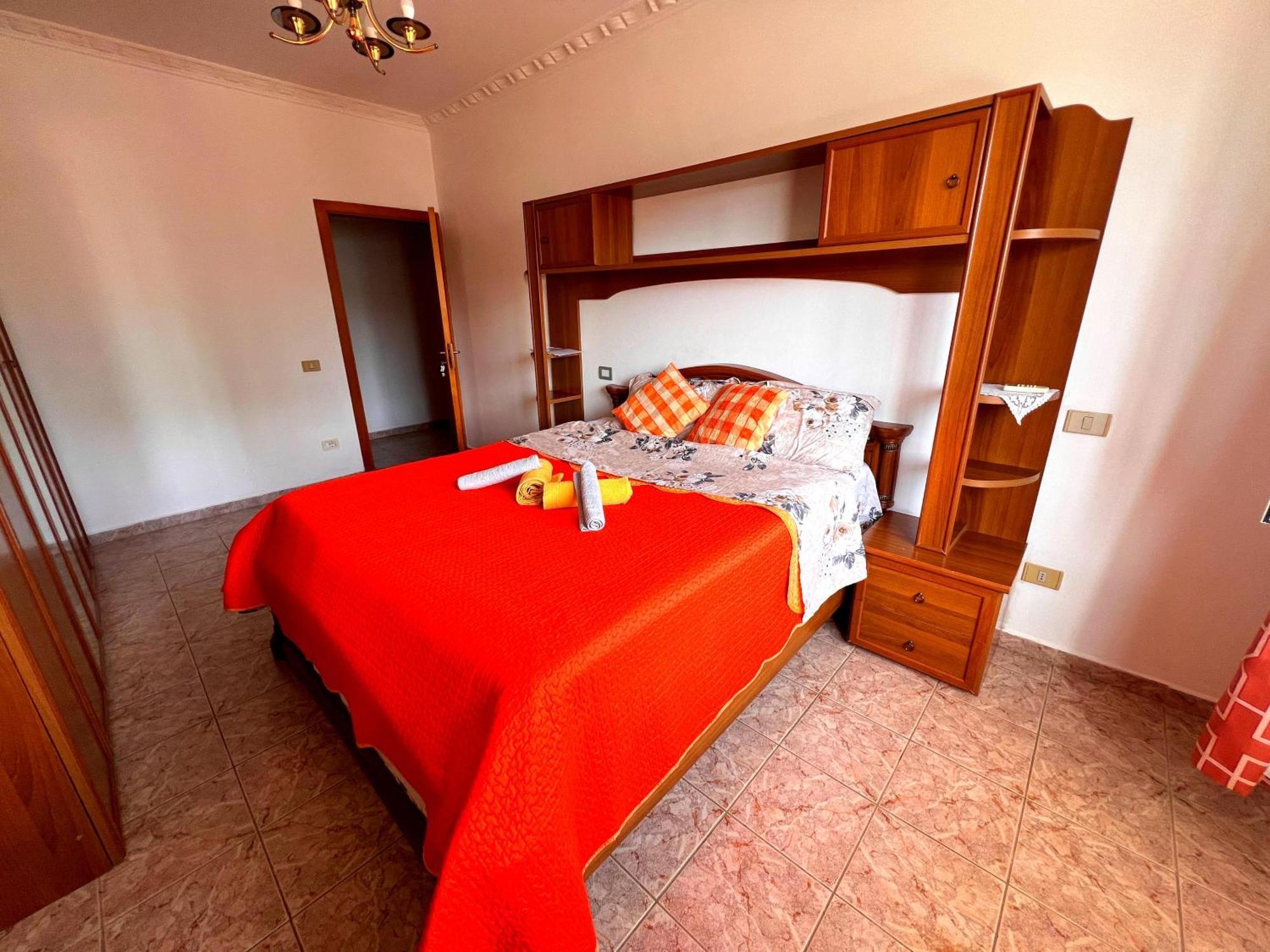 Bllok Bright Private Bedrooms With Private Bathroom On Shared Apartment Tirana Exteriér fotografie